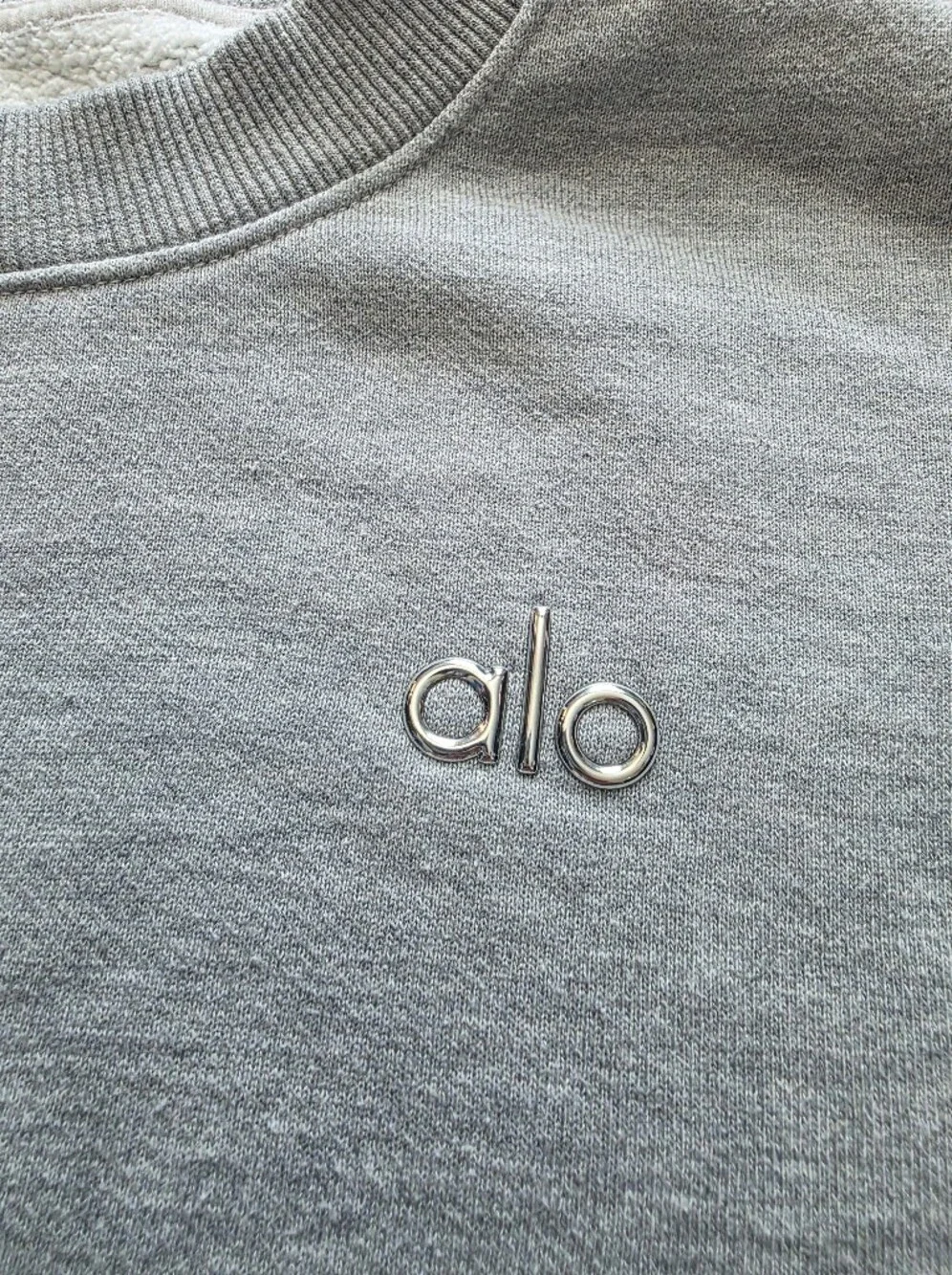 Alo Yoga Accolade Crewneck Pullover Sweatshirt Heather Grey Size Small